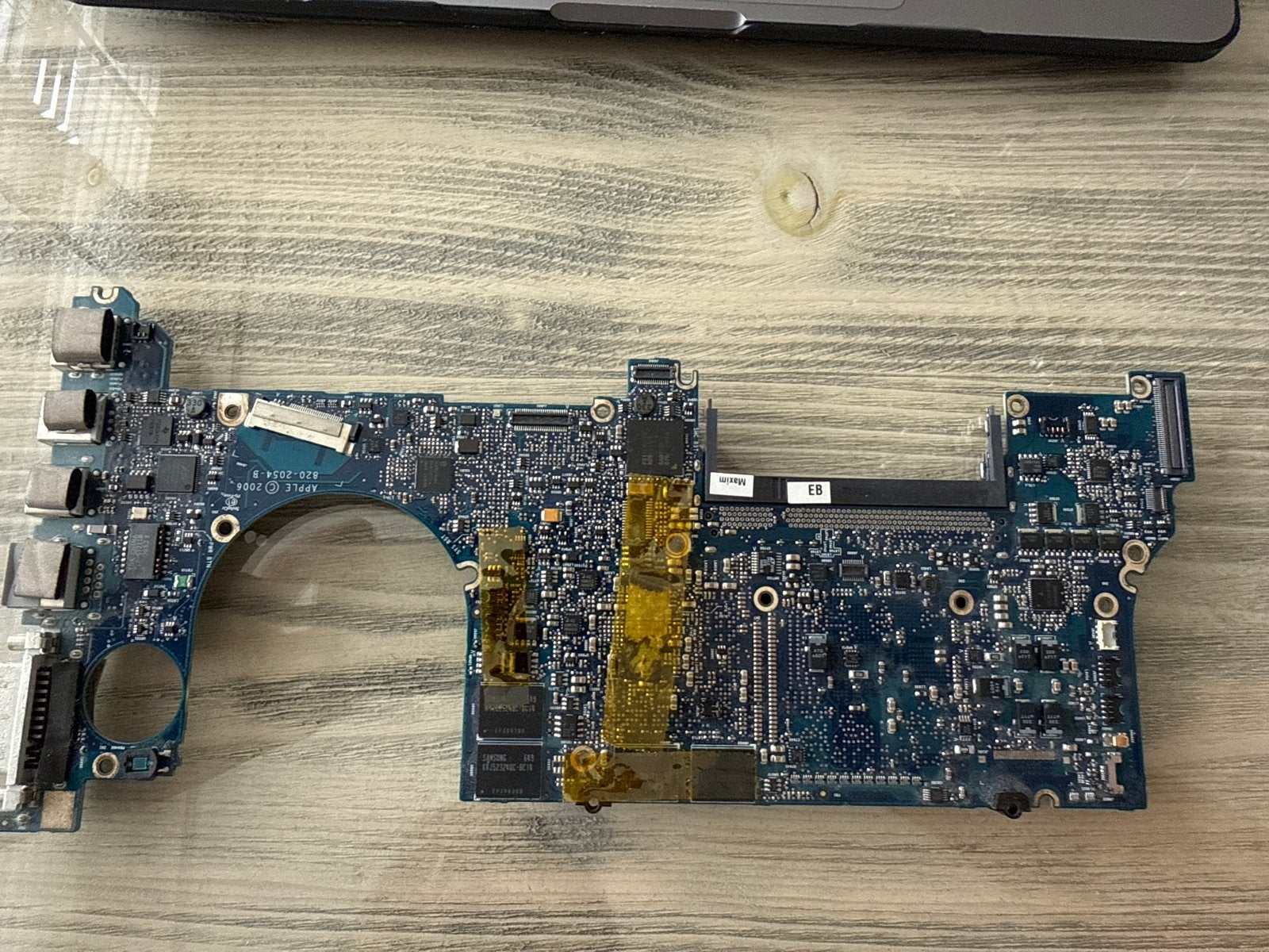 Apple MacBook Pro A1260 Logic Board Moederbord, Ophalen of Verzenden, Gebruikt, Intel, DDR2