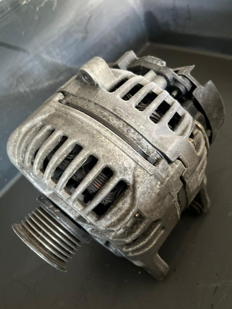 Dynamo renault master 2.8 2005, Auto-onderdelen, Ophalen of Verzenden, Renault