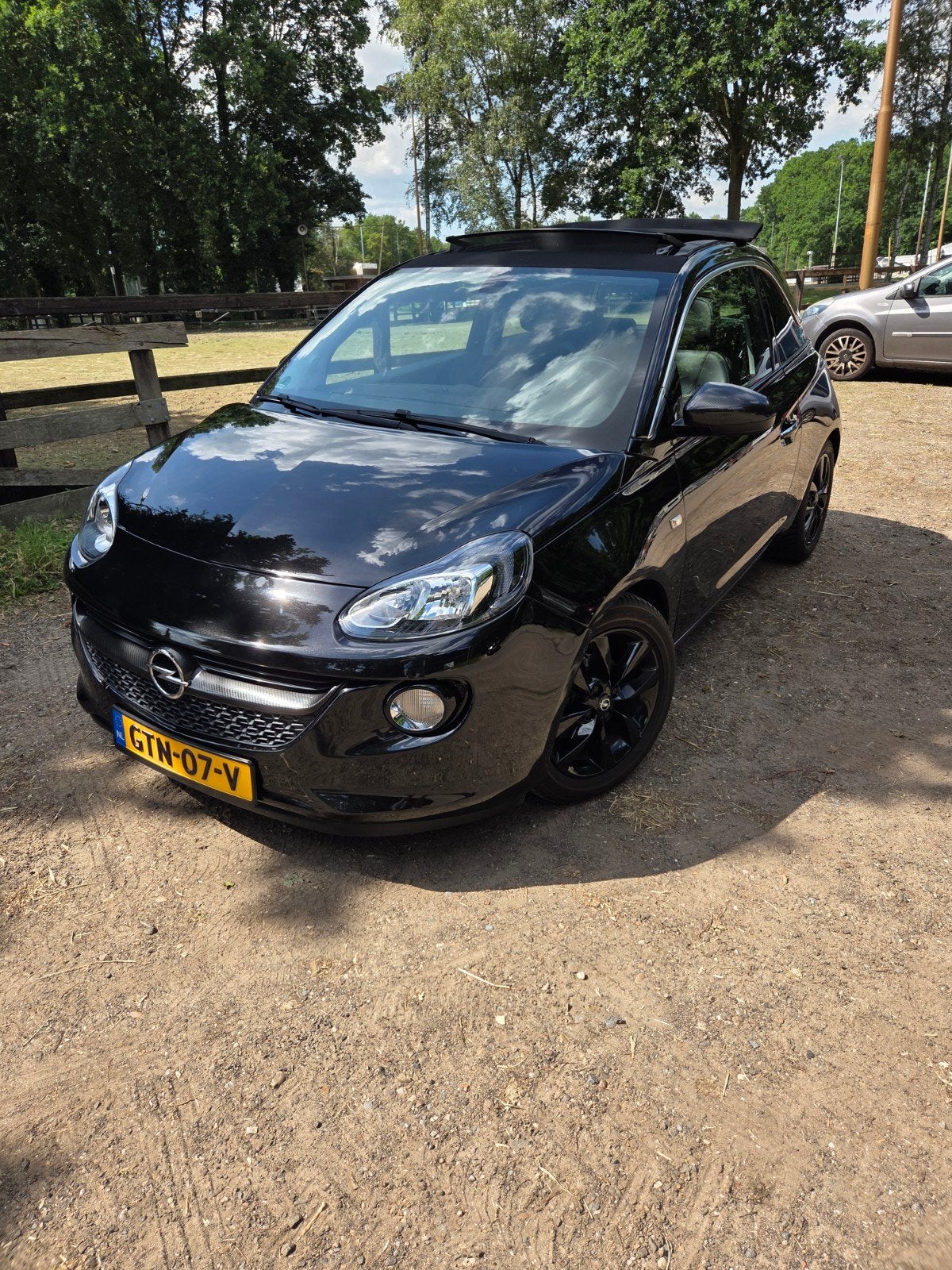 Opel ADAM 1.4 Start/stop 100PK 2019 Zwart, Auto's, Voorwielaandrijving, 4 cilinders, 4 stoelen, 100 pk
