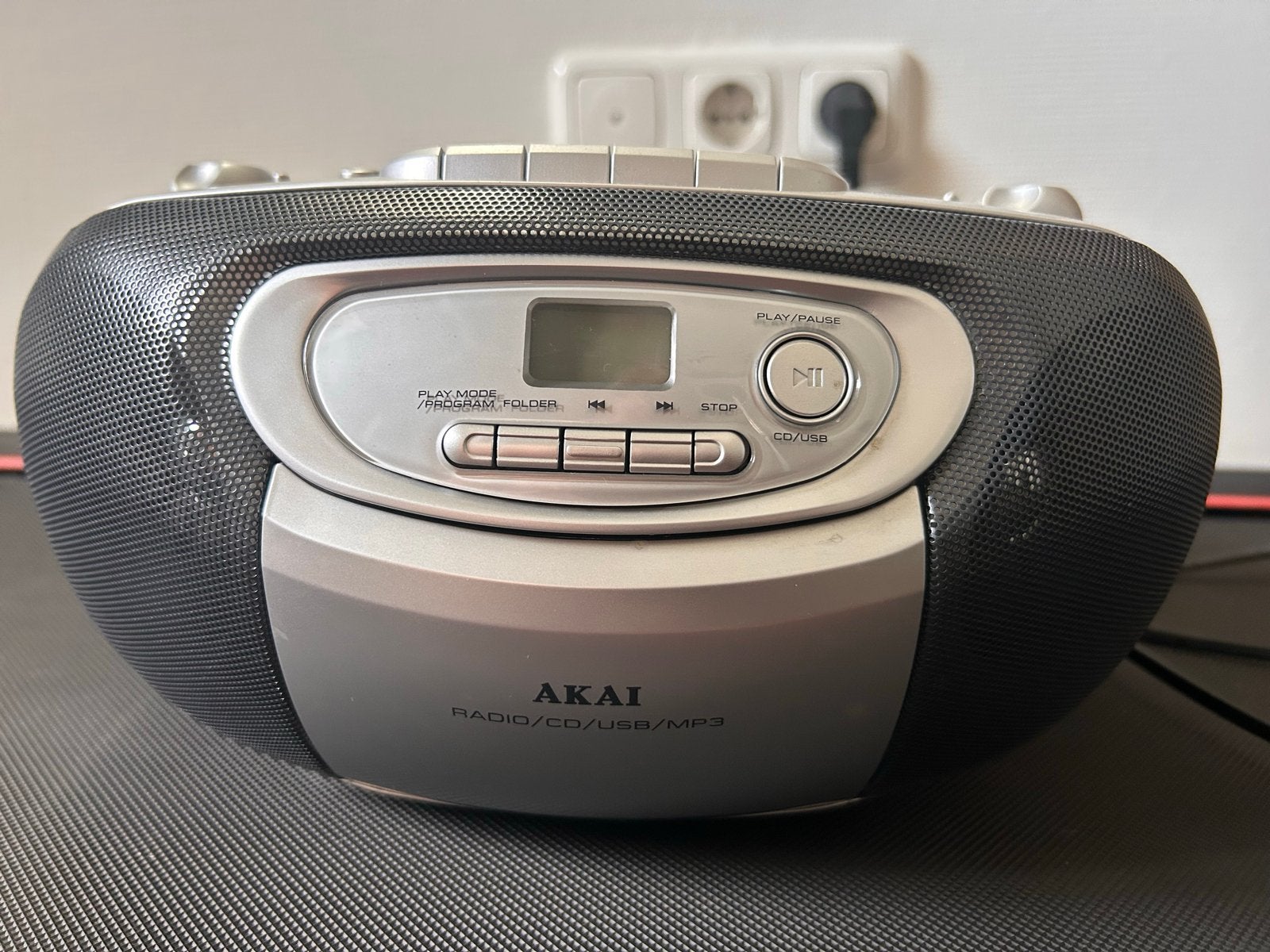 Akai Radio/CD/USB/cassette - CD defect, Ophalen, Gebruikt, Radio