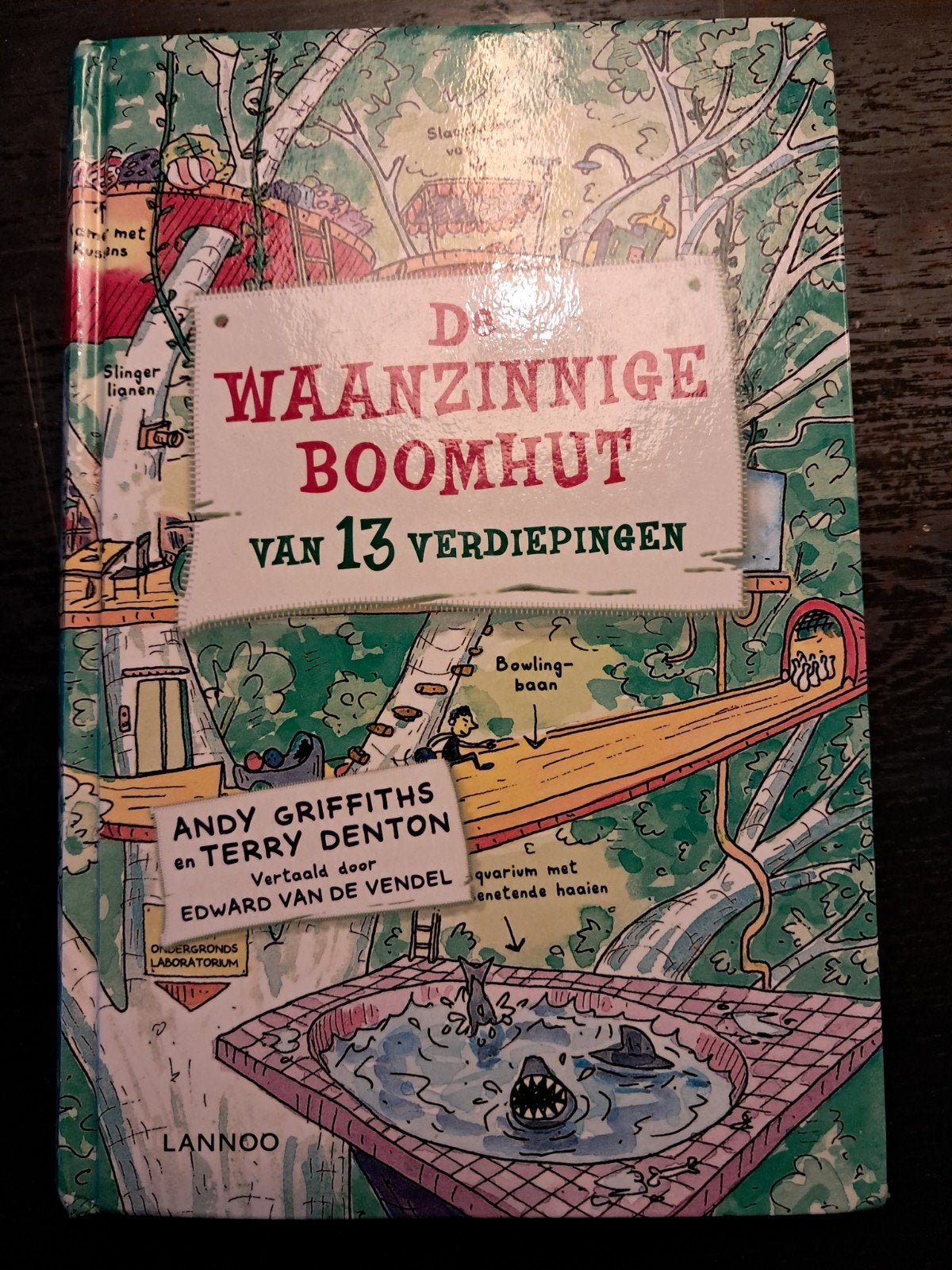 De Waanzinnige Boomhut van 13 Verdiepingen - Andy Griffiths, Ophalen of Verzenden, Zo goed als nieuw