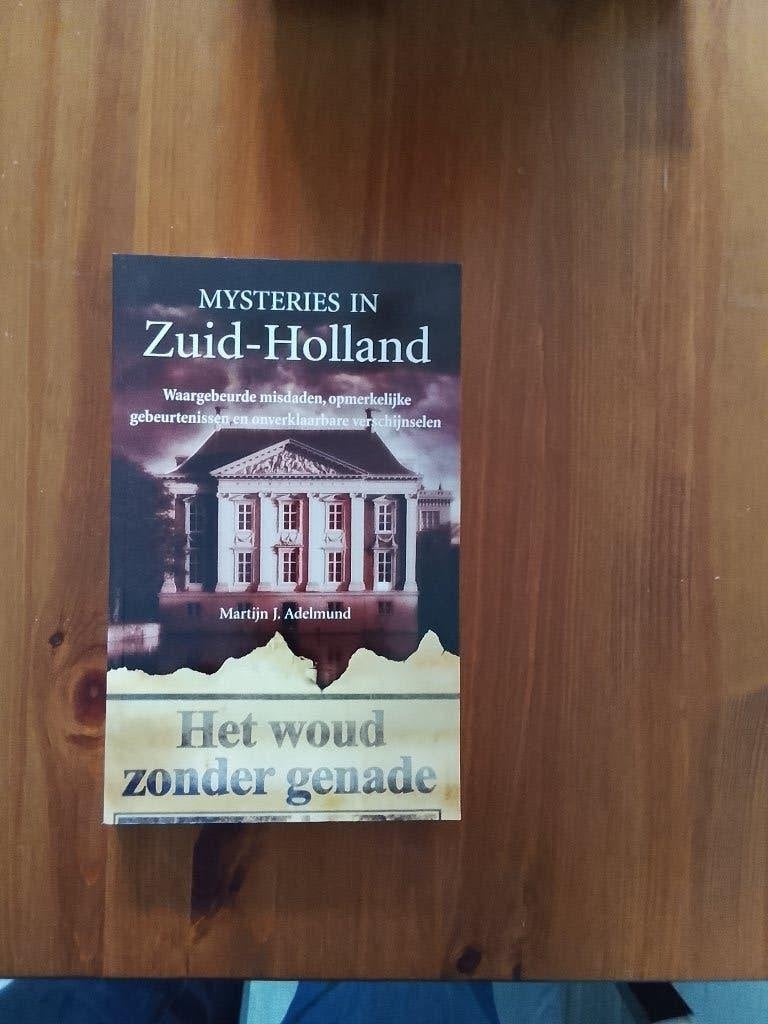 Mysteries in Zuid-Holland, Ophalen of Verzenden, Zo goed als nieuw, M.J. Adelmund, Overige onderwerpen