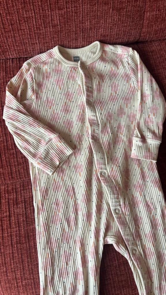 Hema boxpakje pyjama pakje rib bloemen stretch 80, Verzenden, Zo goed als nieuw, Meisje, Pakje