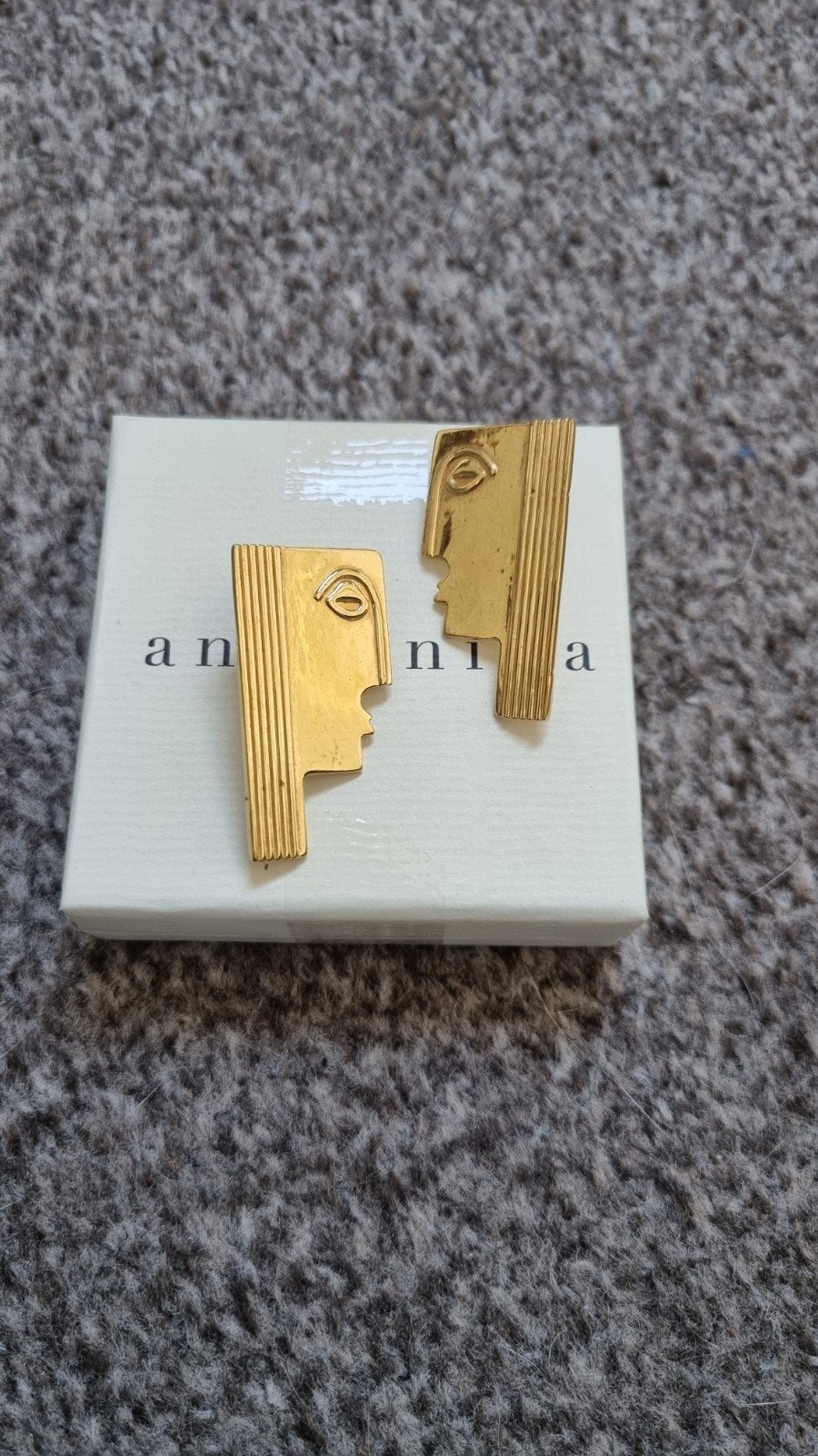 Bijzondere goldplated oorstekers van anna + nina, Sieraden, Tassen en Uiterlijk, Ophalen of Verzenden, Zo goed als nieuw, Goud