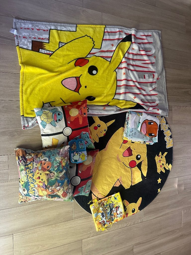 Groot Pokémon pakket | Dekbedovertrek, deken & accessoires, Ophalen, Gebruikt