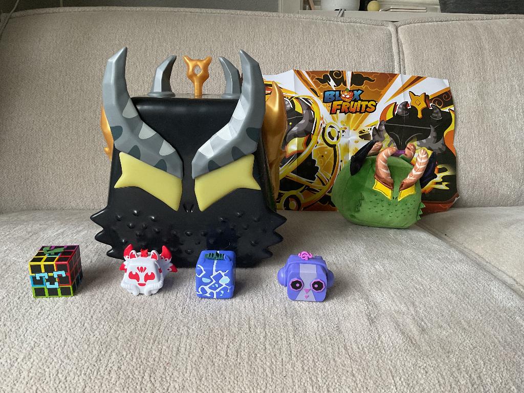 Blox fruits ember dragon, Avontuur en Actie, 1 speler, Ophalen of Verzenden, Zo goed als nieuw