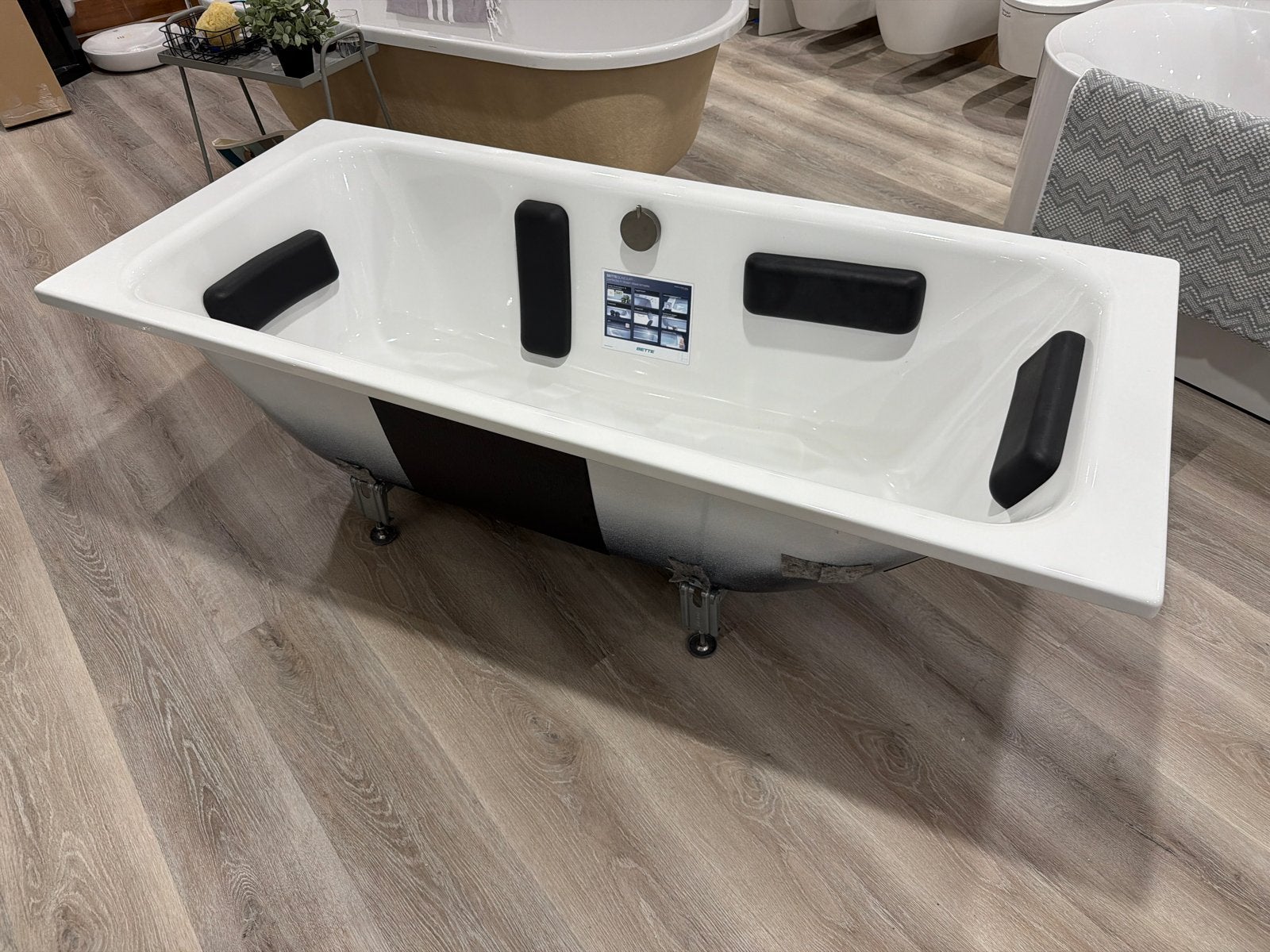 Nieuwe Bette Plaatstaal Geëmailleerd Bad 180x80 cm Glans Wit, Ophalen, Nieuw, Bad