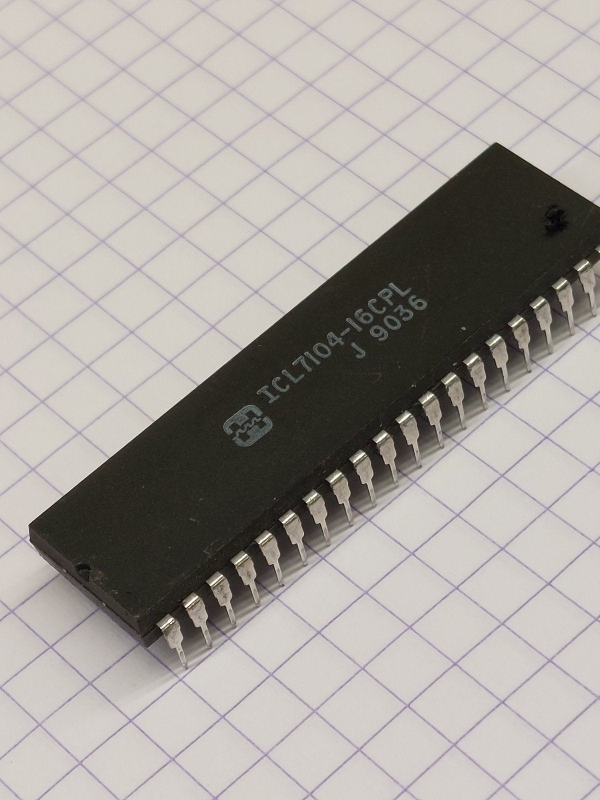 ICL7104, Verzenden