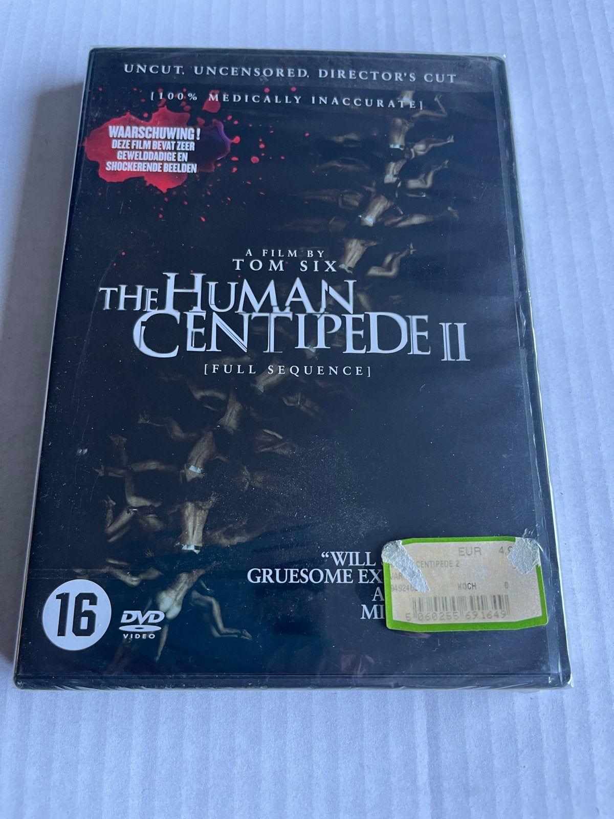 The Human Centipede II (Full Sequence) DVD nieuw, Cd's en Dvd's, Dvd's | Horror, Nieuw in verpakking, Gore, Bonusmateriaal, Vanaf 16 jaar