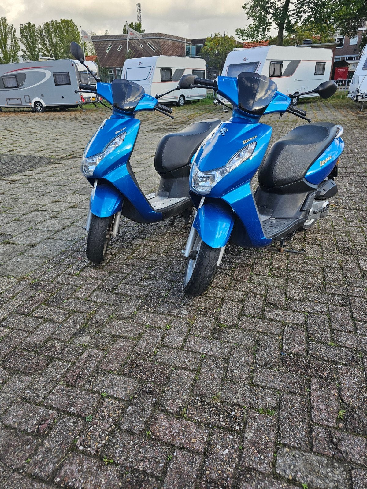 2x Peugeot kisbee, Ophalen, Gebruikt, Benzine, Overige modellen