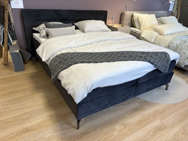 Avek Fier boxspring zwart 180 x 210 vlak, Ophalen of Verzenden, 180 cm, 210 cm, Zwart
