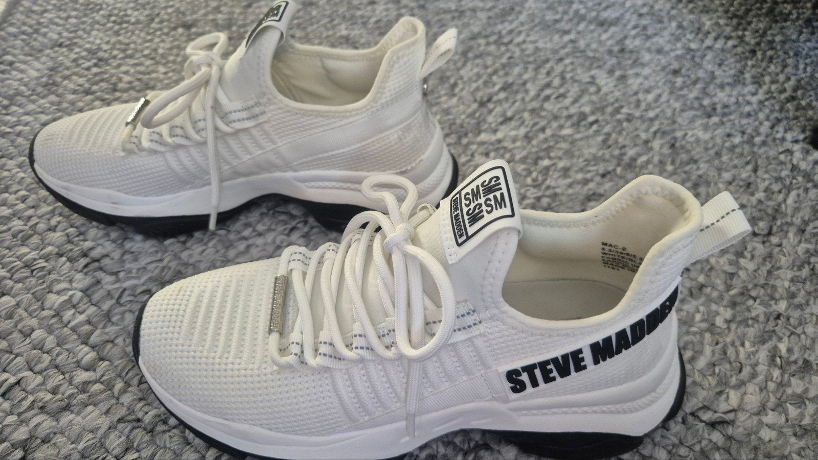 Witte Steve Madden sneakers - Zo goed als nieuw, Wit, Steve Madden, Ophalen of Verzenden, Sneakers of Gympen