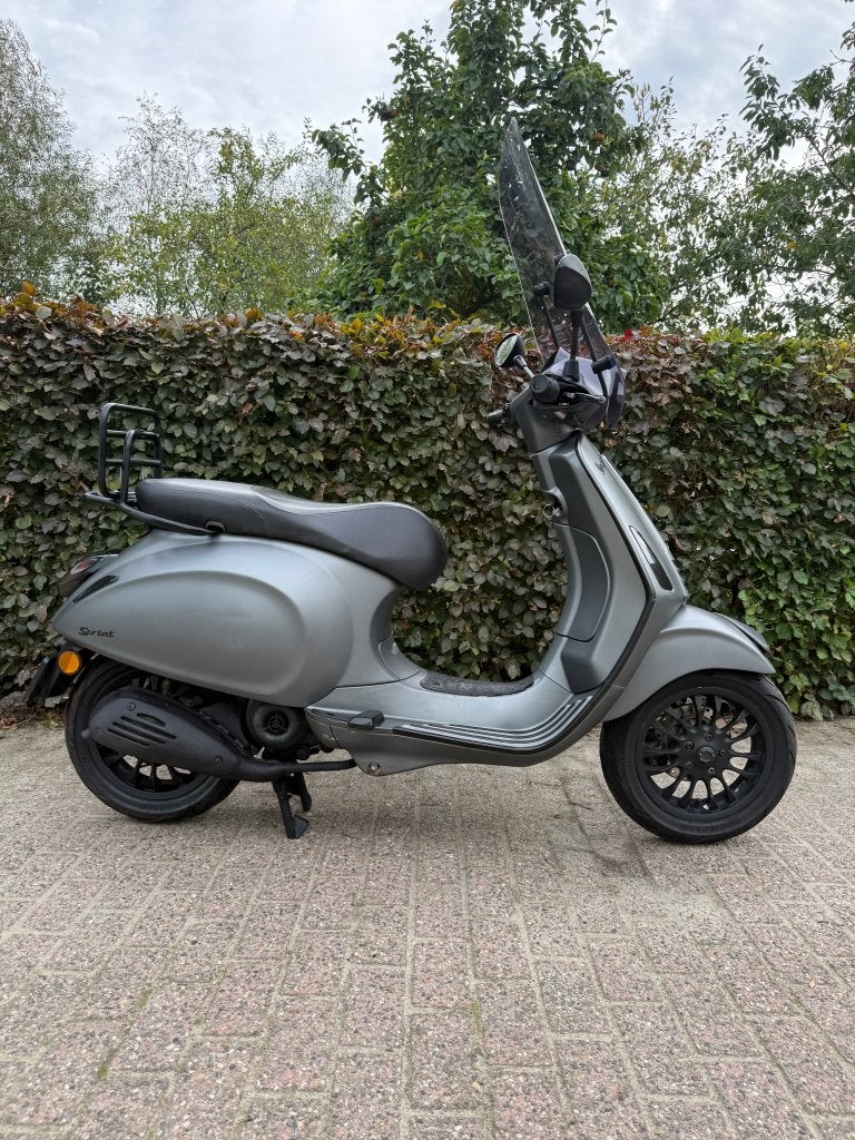 ⭐️Vespa sprint mat grijs Snor start en rijd⭐️, Niet ingevuld, Niet ingevuld, Niet ingevuld