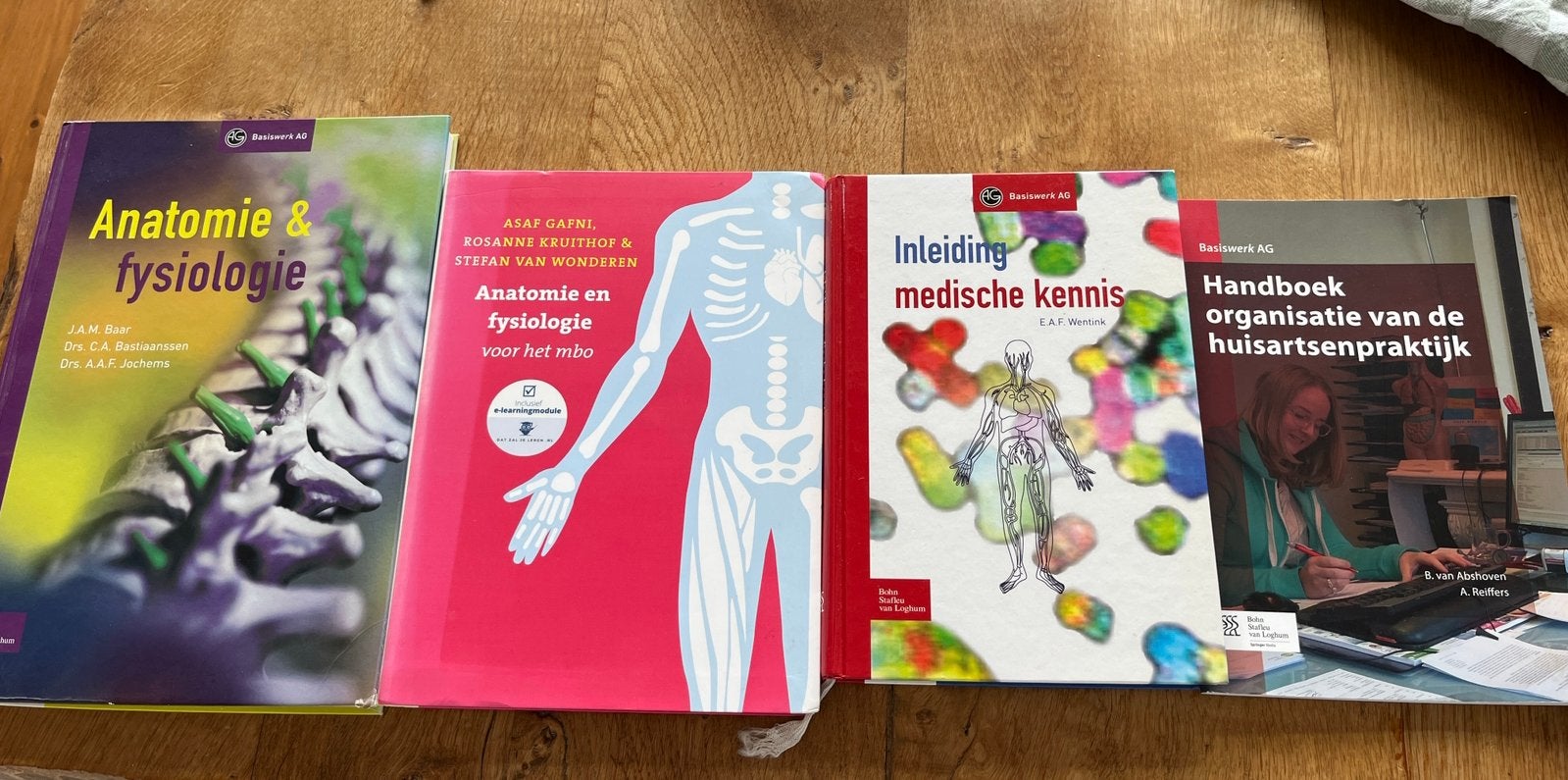 A.A.F. Jochems - Anatomie en fysiologie, Ophalen of Verzenden, Zo goed als nieuw, A.A.F. Jochems; C.A. Bastiaanssen; J.A.M. Baar