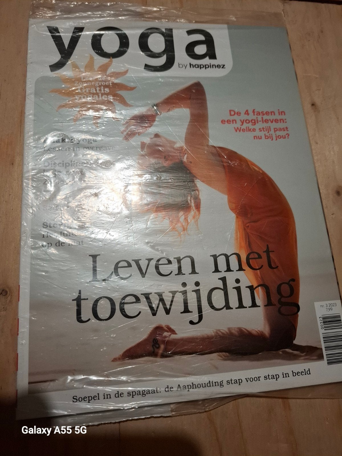 2 yoga tijdschriften in verpakking, Ophalen of Verzenden, Zo goed als nieuw, Damesbladen