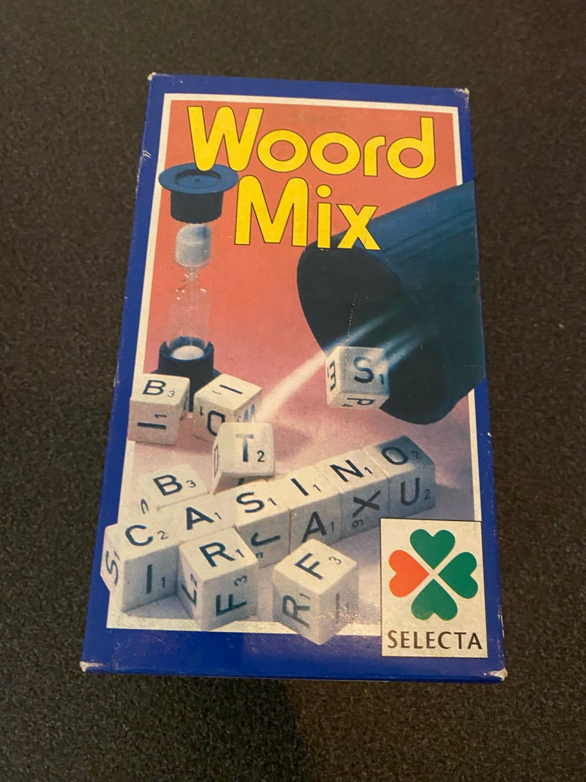Woord Mix - Woordspel van Selecta, Hobby en Vrije tijd, Ophalen of Verzenden, Zo goed als nieuw