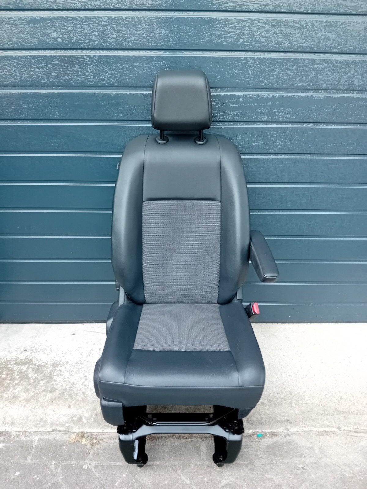 Spllinter nieuwe bijrijdersstoel peugeot  expert 2016 tm2027, Ophalen, Nieuw, Peugeot