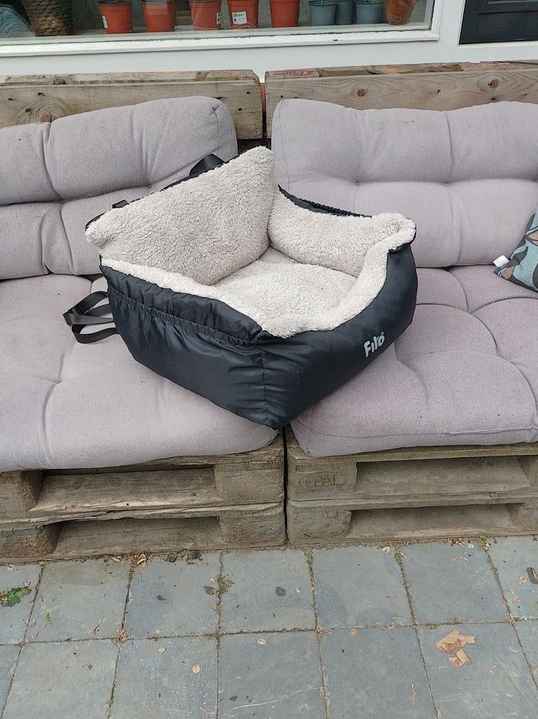 Hondenmandje voor in de auto, Ophalen of Verzenden