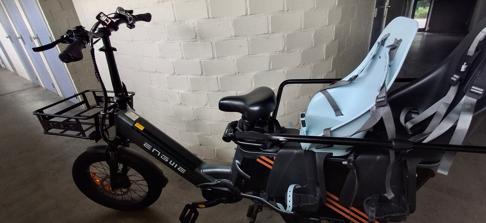 Engwe E-bike met kinderzitjes en mand, Fietsen en Brommers, Overige merken, Ophalen of Verzenden, Zo goed als nieuw, 51 tot 55 cm