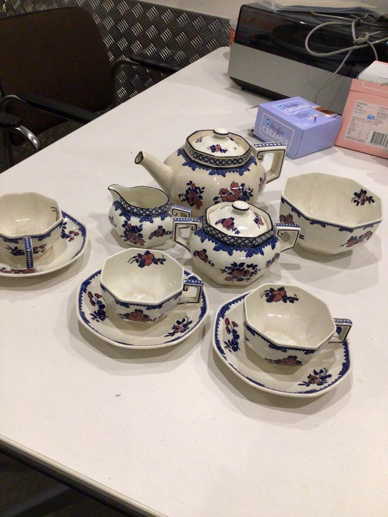 Royal Doulton Montose thee servies zeldzaam 1928., Ophalen
