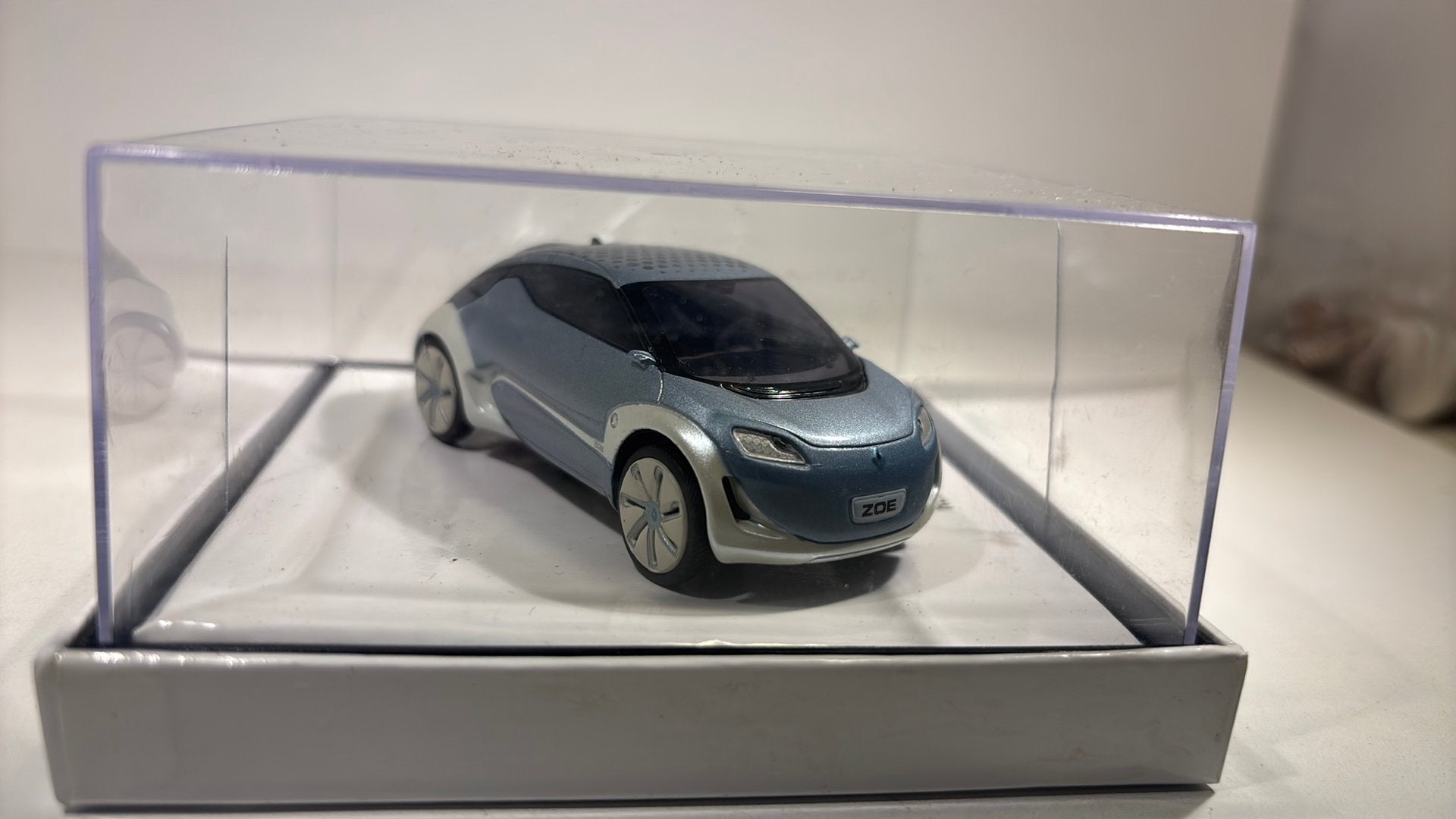 Renault zoe z.e concept norev 1.43