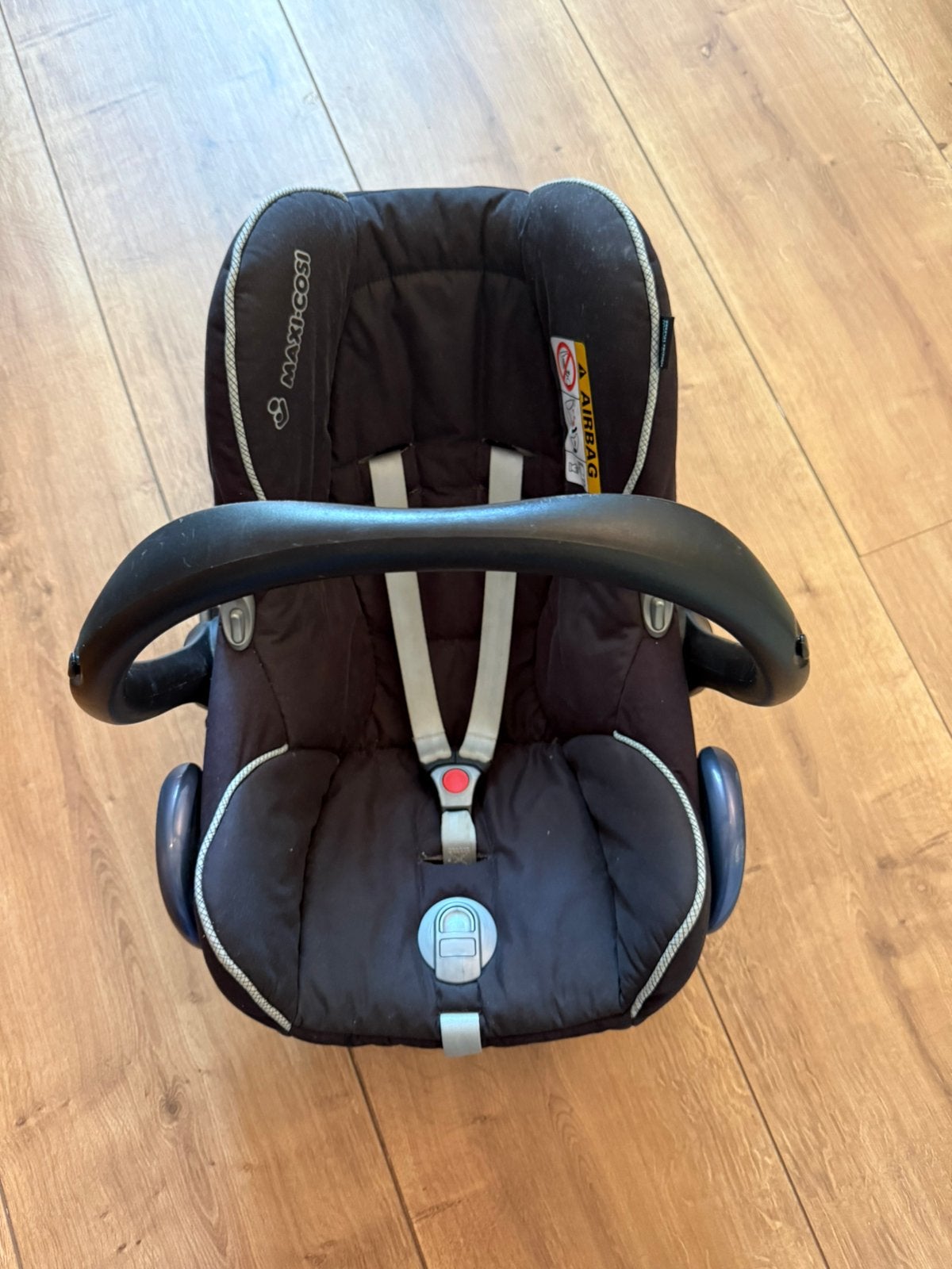 Maxi cosi met easy base en zonnescherm, Ophalen, 0 t/m 13 kg, Maxi-Cosi, Gebruikt