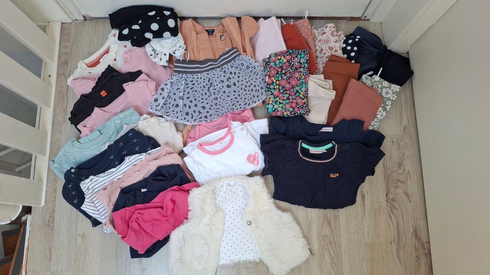 kleding pakket meisje maat 74, Kinderen en Baby's, Babykleding | Baby-kledingpakketten, Ophalen of Verzenden, Zo goed als nieuw