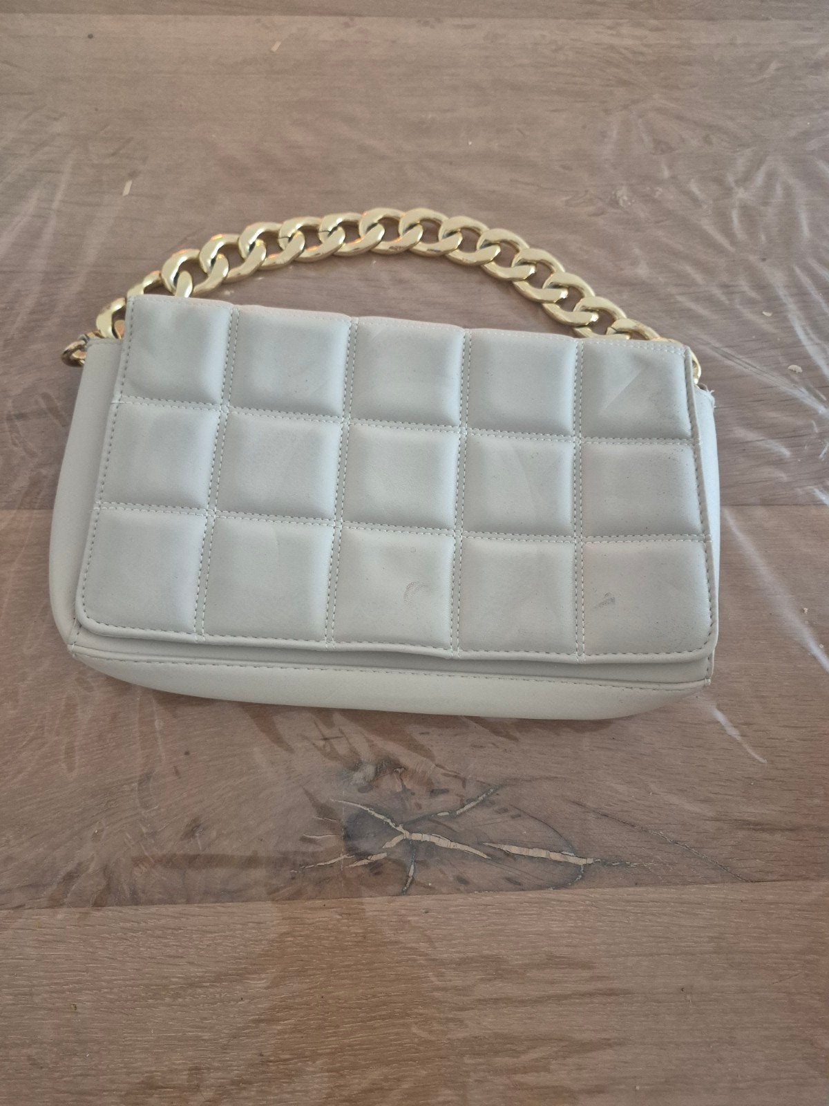 Stijlvolle handtas met gouden ketting, Ophalen, Gebruikt, Beige, Handtas