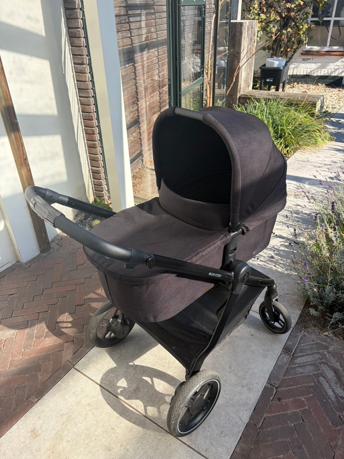 Maxi-Cosi Street Plus - zwart
