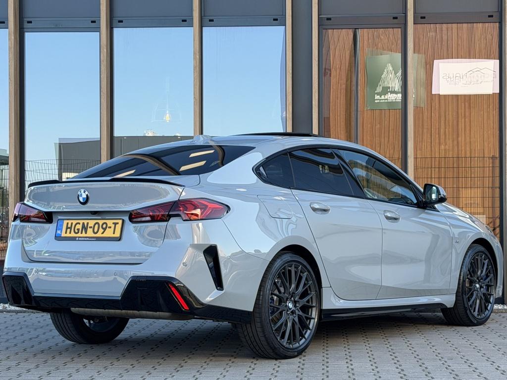 BMW 2 Serie Gran Coupé 220 AUT M-Sport | Pano | Kuipstoelen, Gebruikt, Euro 6, 157 pk, Origineel Nederlands