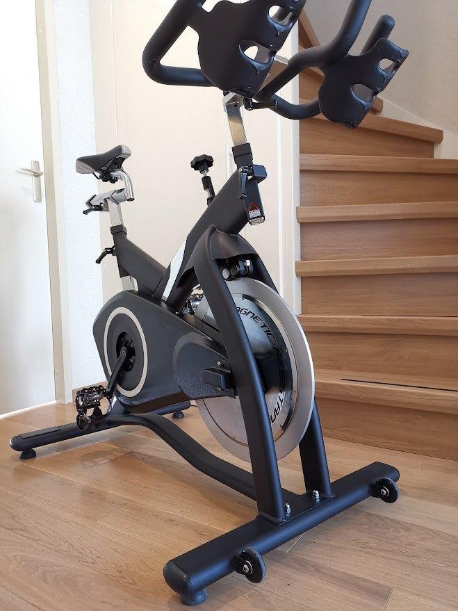 <UNIEK> Top Spinbike/Spinningbike/Spinningfiets/Hometrainer, Sport en Fitness, Ophalen, Zo goed als nieuw, Buik, Spinningfiets