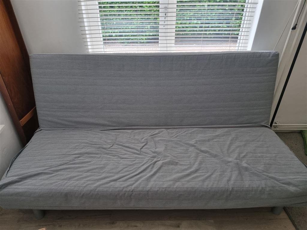 Slaapbank met opbergruimte, Ophalen, Gebruikt, Tweepersoons, 140 cm