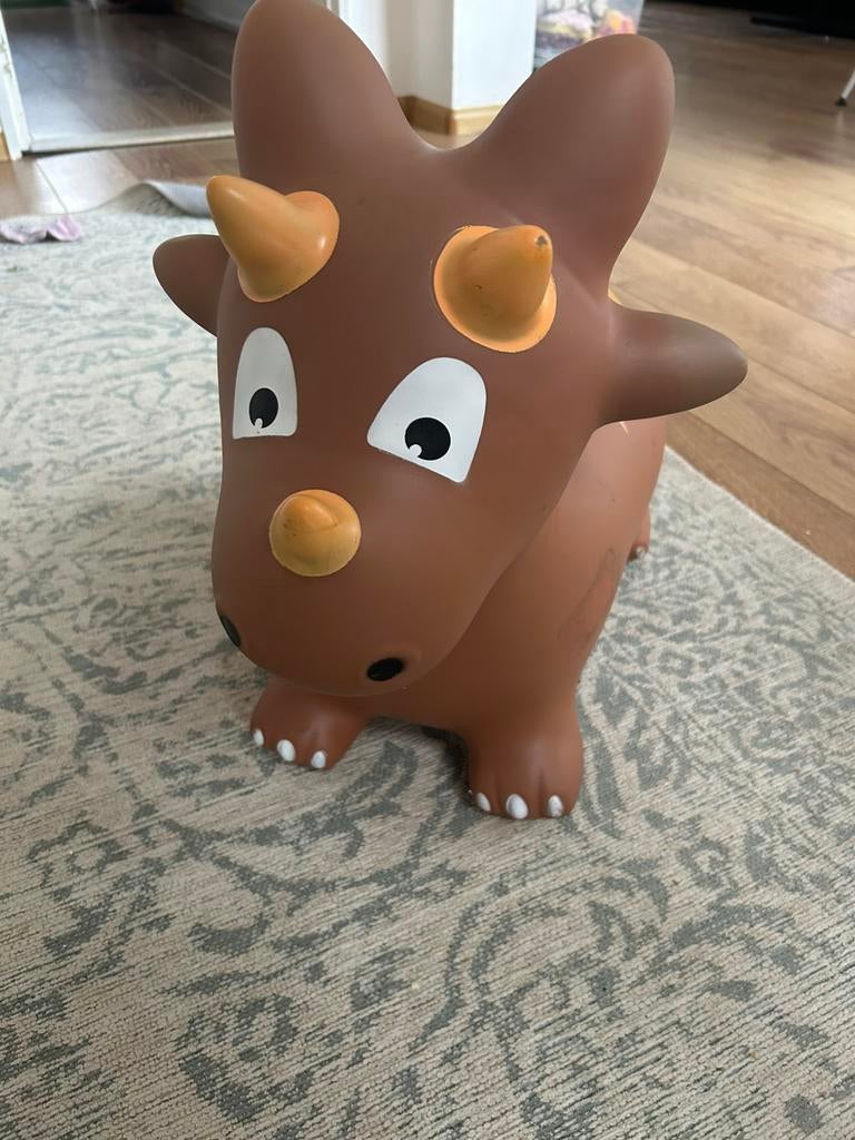 Springdier dinosaurus, Ophalen, Gebruikt