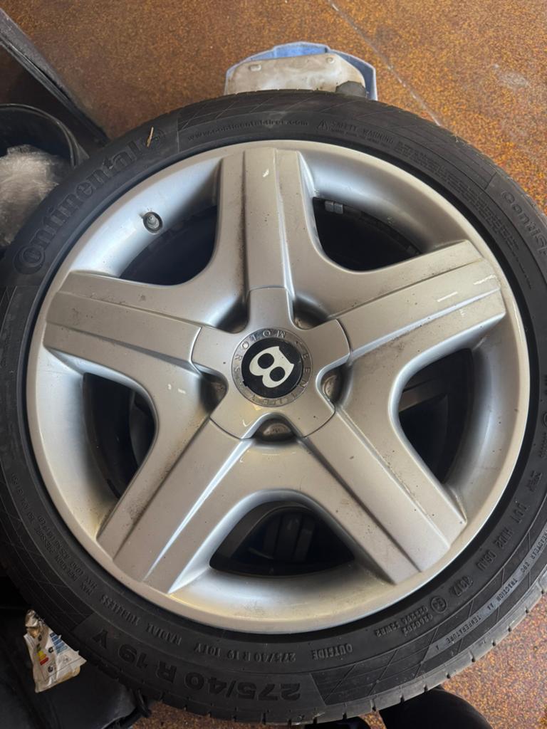 Bentley continental wielen, Auto-onderdelen, Banden en Velgen, Gebruikt, 265 mm, Band(en), Personenwagen