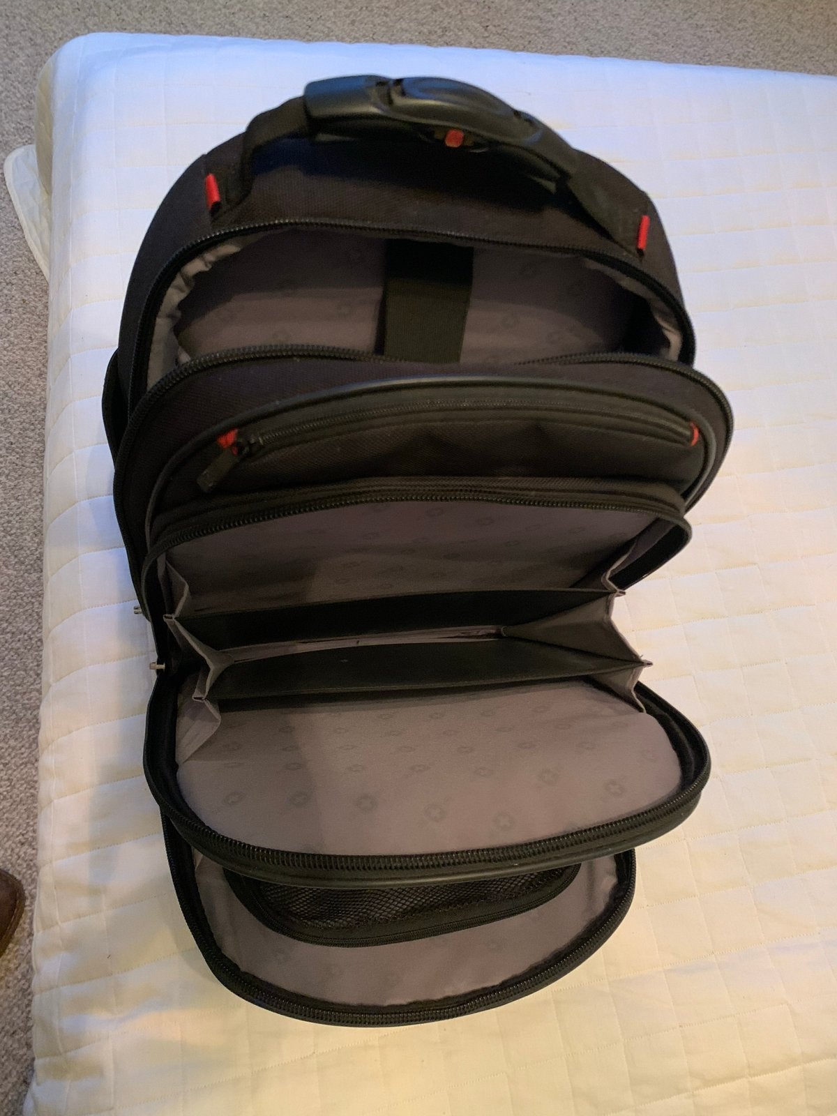Wenger SwissGear Laptop Rugzak Zwart - Zo goed als nieuw, 25 tot 40 cm, Zo goed als nieuw, Ophalen, Overige merken