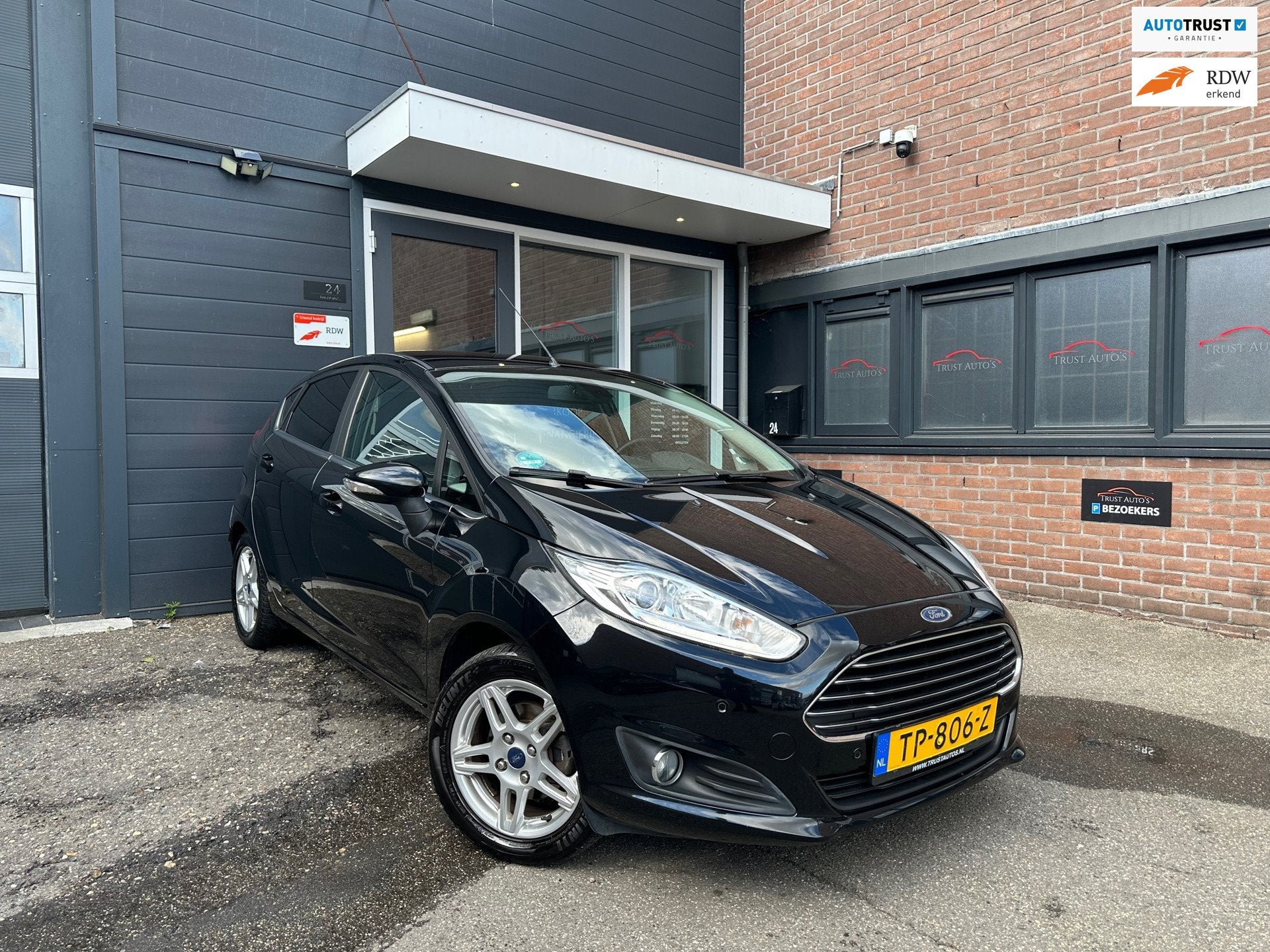 Ford Fiesta 1.0 EcoBoost Titanium|Pdc|Leder|Stoelv.warming, Euro 5, 101 pk, Zwart, Leder