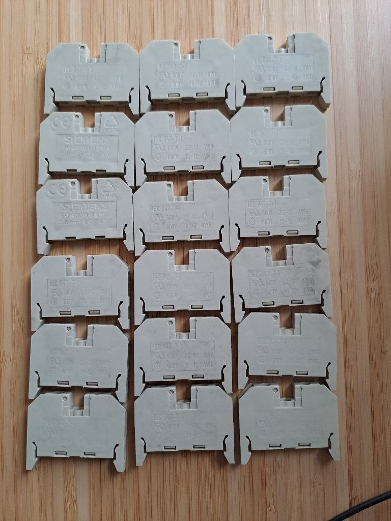 18 rijgklemmen Siemens 8WA1011-1DF11 DIN-rail, Ophalen of Verzenden, Zo goed als nieuw