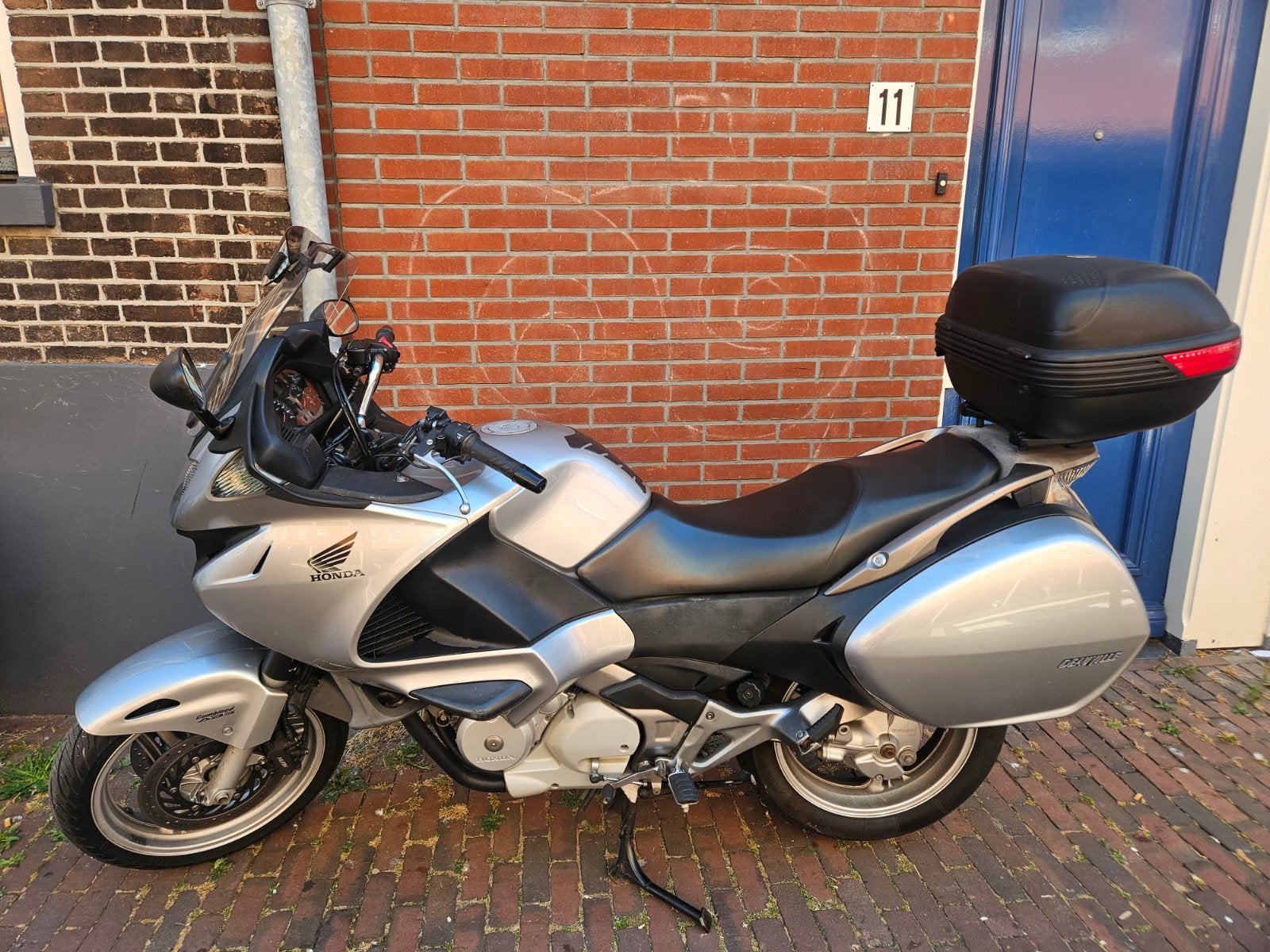 Honda NT 700 Deauville ABS  2011 - Comfortabele Toermotor, Motoren, Motoren | Honda, Toermotor