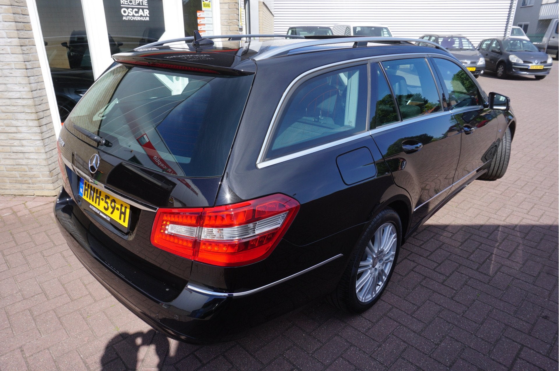 Mercedes-Benz E-Klasse Estate 200 CGI Elegance Automaat, Automaat, Gebruikt, Zwart, 4 cilinders