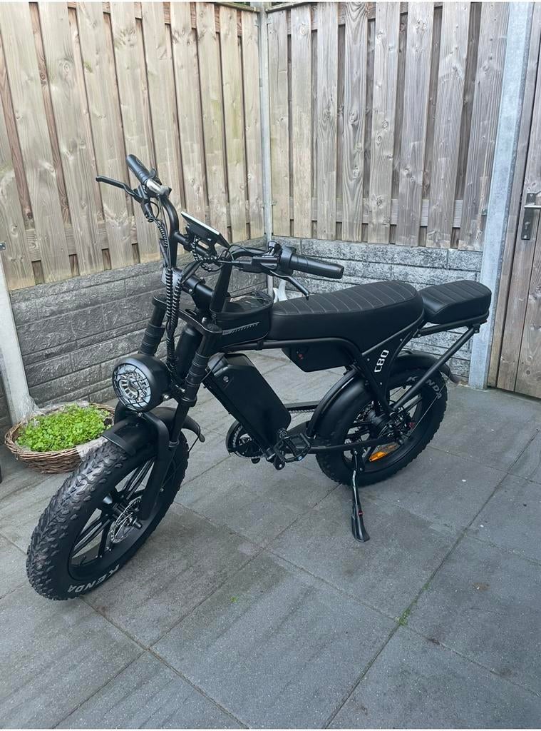 GESTOLEN: Fatbike Ouxi V8 4.0 (C80) dubbel accu, Fietsen en Brommers, Brommers | Tomos, Ophalen of Verzenden, Zo goed als nieuw