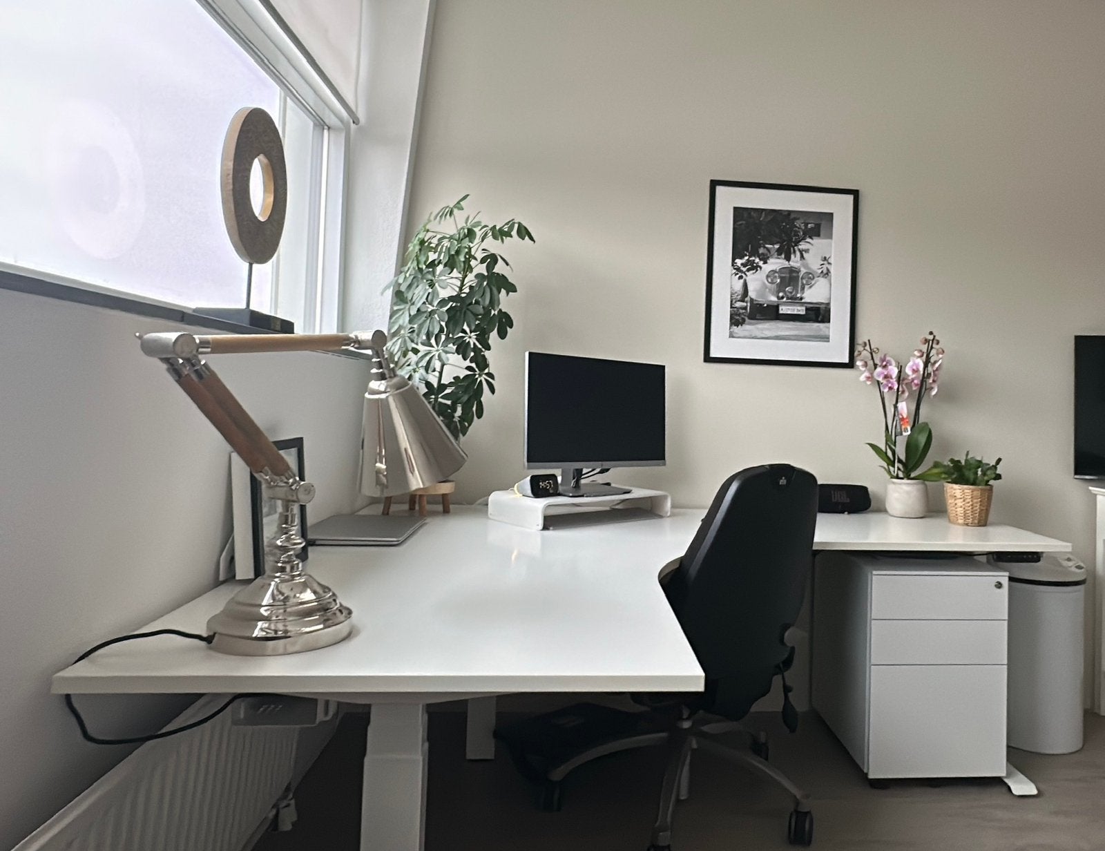 Elektrisch zit-sta hoekbureau 200x160 + ladeblok | 3 motoren, Ophalen, Zit-sta bureau, Zo goed als nieuw, Overige merken