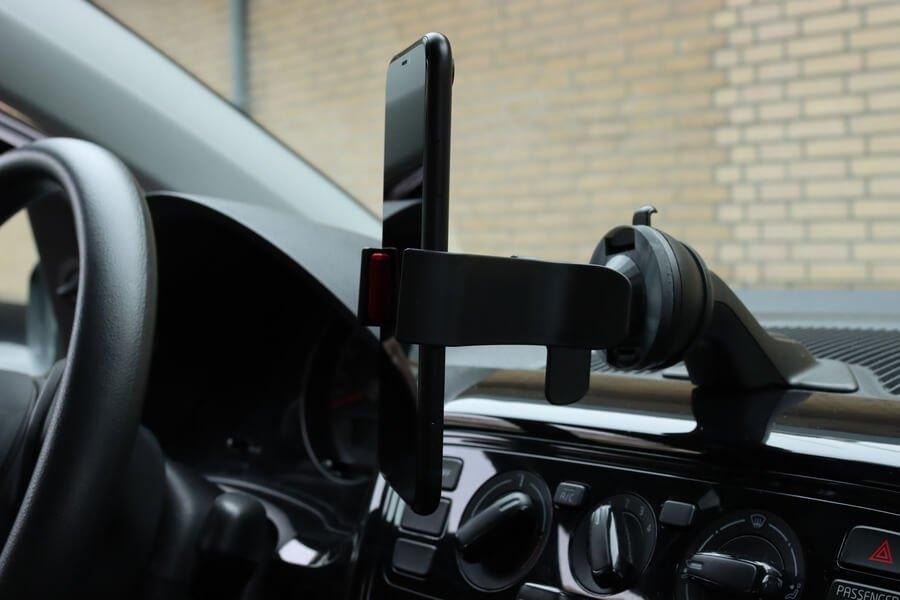 Volkswagen Up telefoonhouder, Verzenden, Gebruikt, Auto