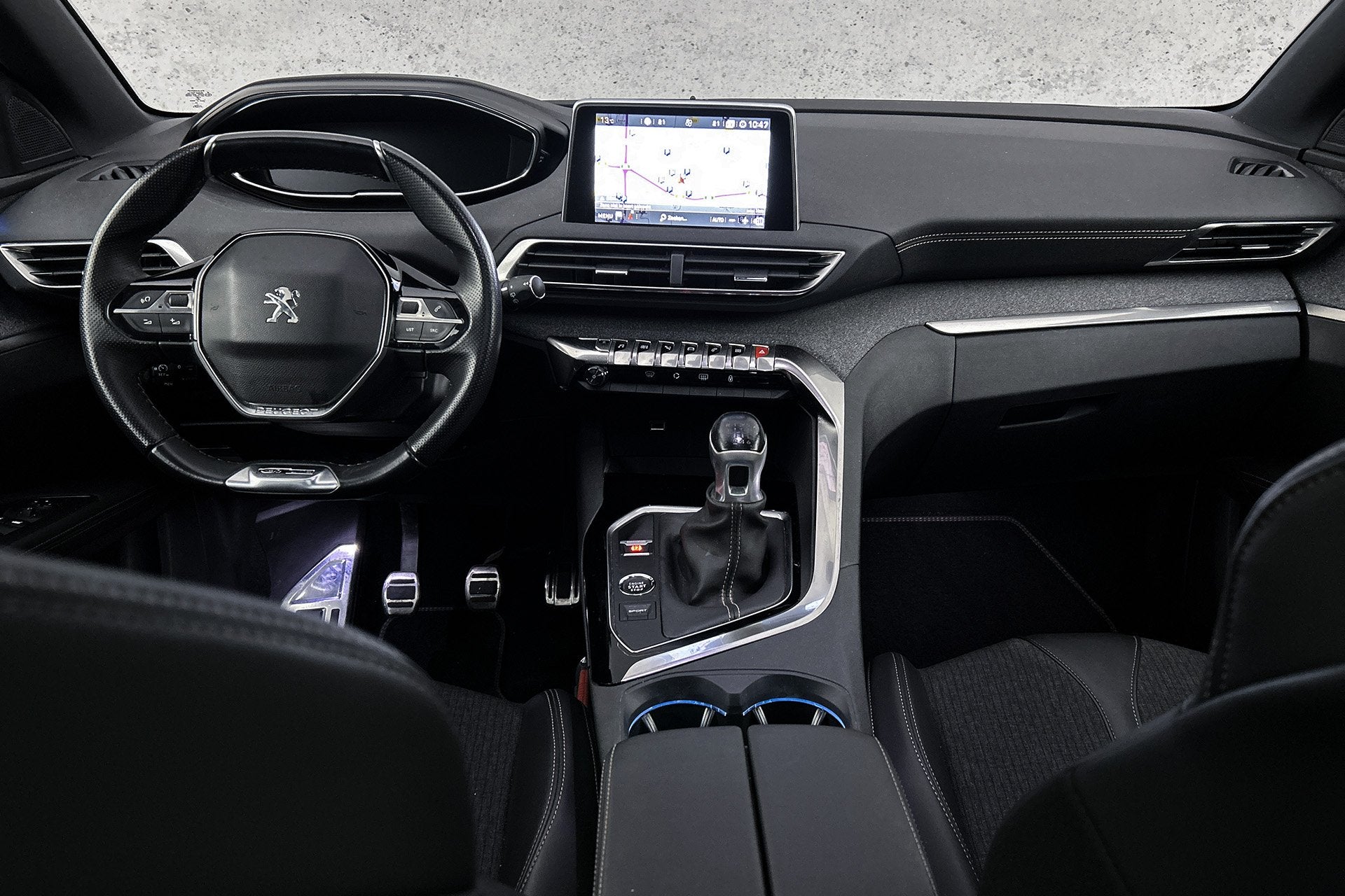 Peugeot 5008 1.2 PureTech GT-Line | Half leder | Panoramadak, Voorwielaandrijving, Gebruikt, 1199 cc, Wit