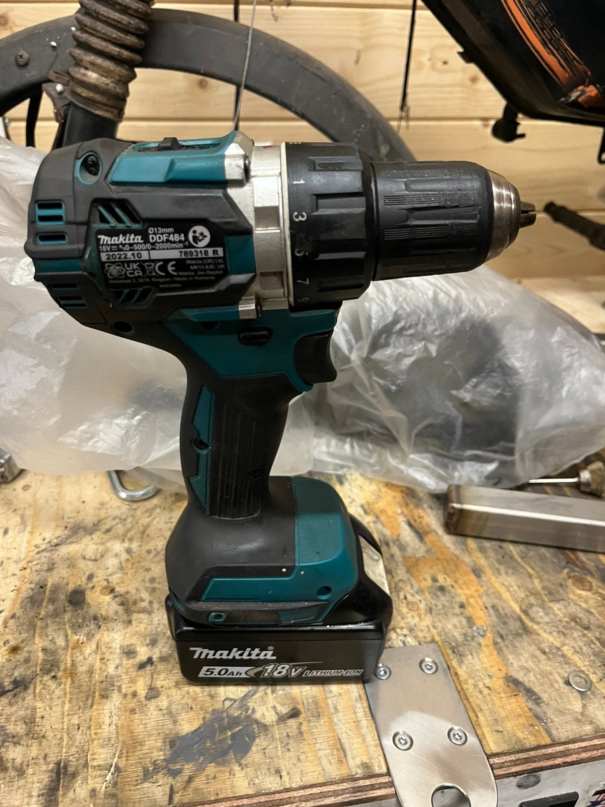 Makita boormachine DDF484, Doe-het-zelf en Verbouw, Gereedschap | Boormachines, Variabele snelheid, Ophalen of Verzenden, 400 tot 600 watt
