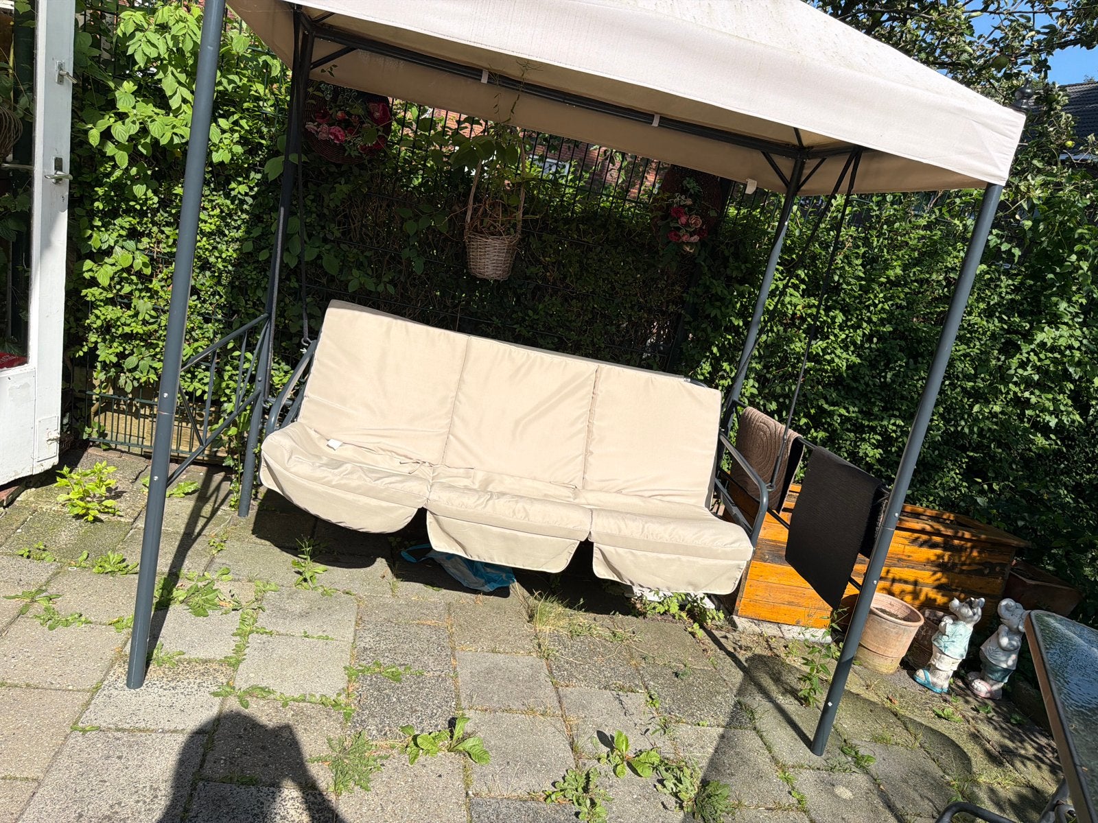 Schommel schommelbank met dakje voor de tuin, Ophalen, Gebruikt, Metaal, Schommelbank