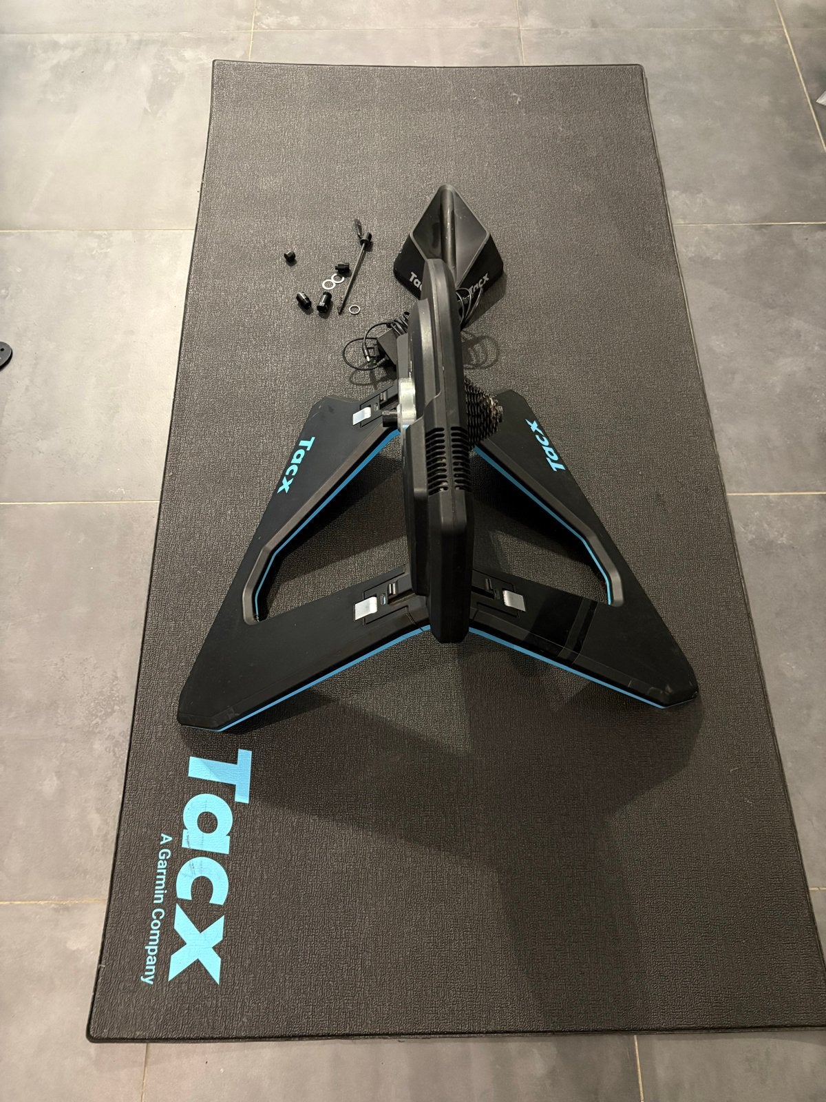 Tacx Neo 2T Smart Trainer - Indoor Fietstrainer, 10 tot 15 versnellingen, Aluminium, Zo goed als nieuw, Ophalen