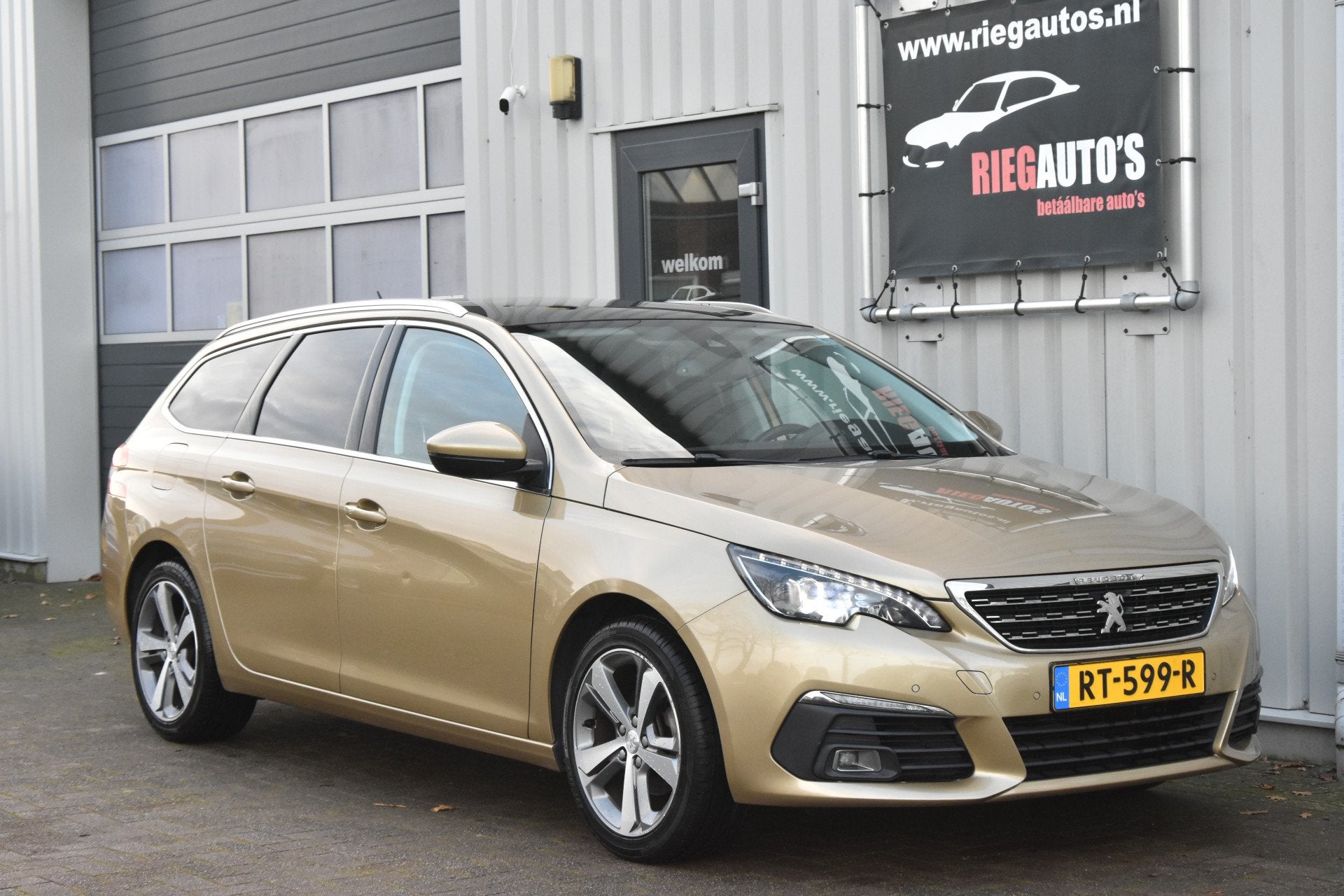 Peugeot 308 SW – 2018 | Navigatie | Leder | 6-versnellinge, Auto's, Voorwielaandrijving, Parkeersensor, Gebruikt, Euro 6