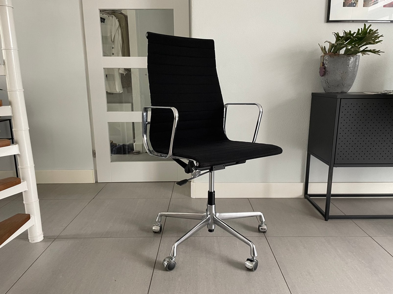 Vitra design items | stoelen | fauteuils, Vitra, Overige kleuren, Ophalen of Verzenden, Zo goed als nieuw