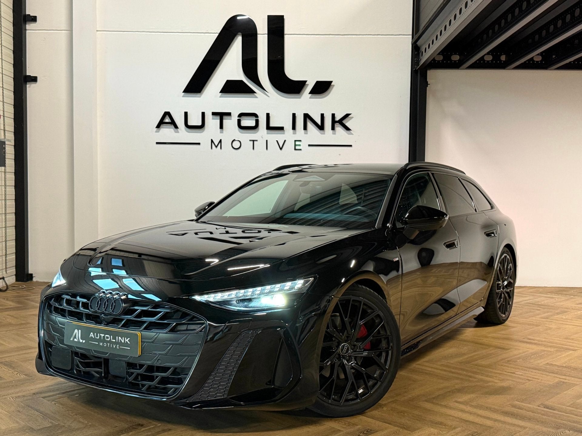 Audi A6 Avant 2.0 TFSI S line|360|B&O|VOLL|BTW, Auto's, Voorwielaandrijving, Dealer onderhouden, Zwart, 4 cilinders