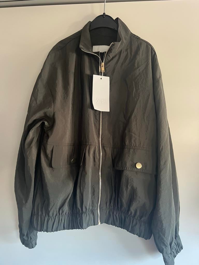 Zara Bomberjack -, Kleding | Dames, Ophalen of Verzenden, Nieuw, Maat 38/40 (M), Groen